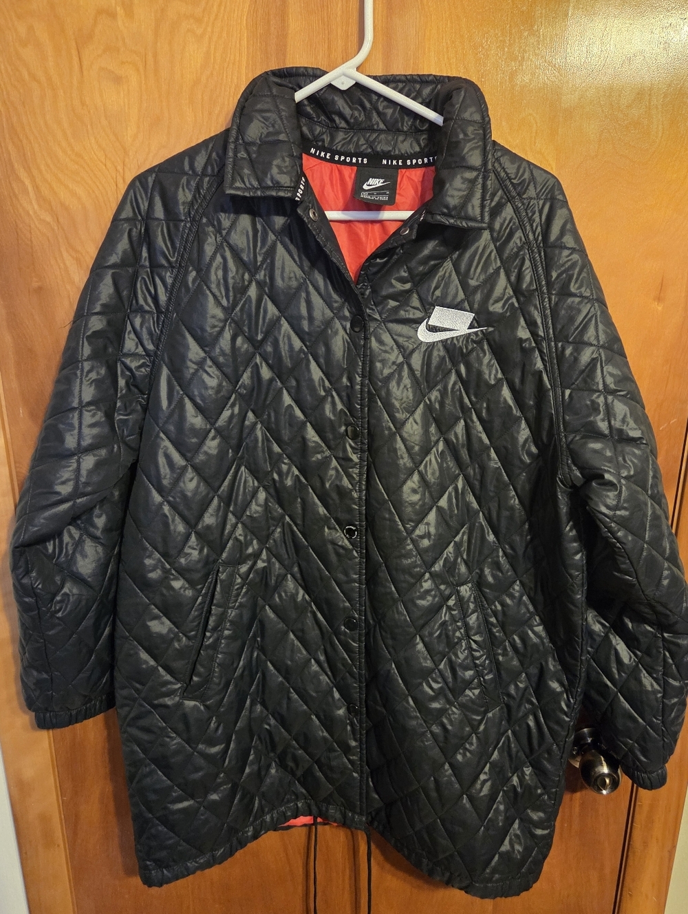NIKE SPORT Women’s Diamond Quilted Thermore Fill Oversized Black Jacket Size M